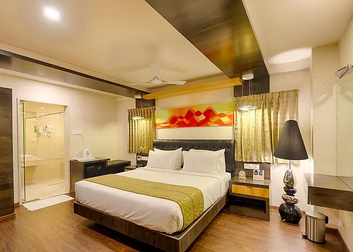 Hotel Chenthur Park