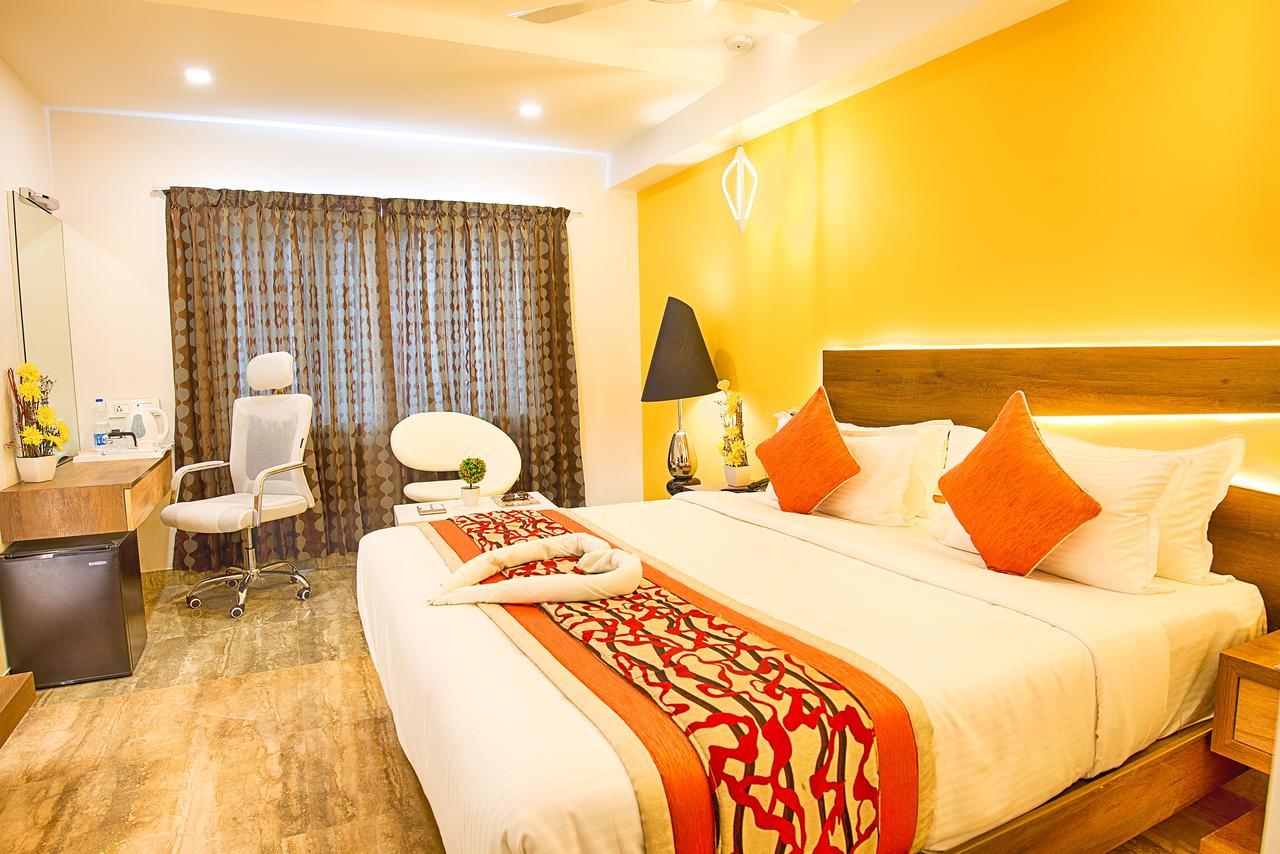 Hotel Chenthur Park 4*